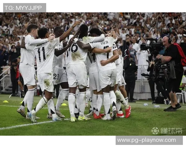 友谊赛惊现冷门拜仁3-0战胜皇马乌龙球引发全场轰动