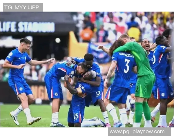 意甲激战：巴黎圣日耳曼与切尔西平局红牌争议引发全场热议