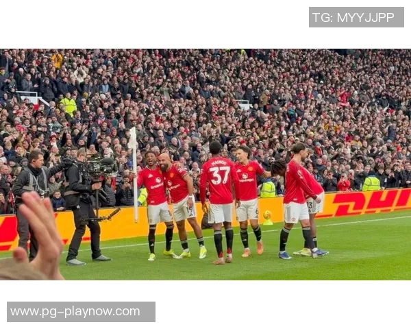 世界杯曼市德比曼城逆转曼联精彩瞬间全场沸腾数据分析揭秘 世界杯曼市德比曼城逆转曼联精彩瞬间全场沸腾数据分析揭秘