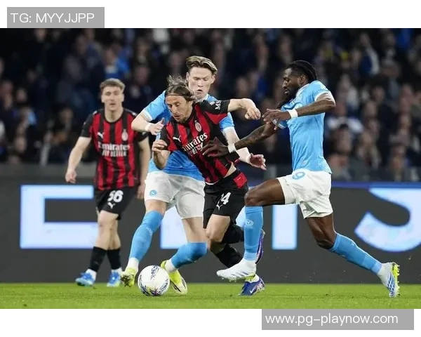 国王杯精彩对决那不勒斯绝杀AC米兰全场沸腾转会风波再起